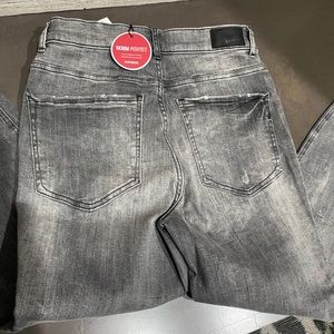 New Express Denim Size 2 Jeggings fringe ends